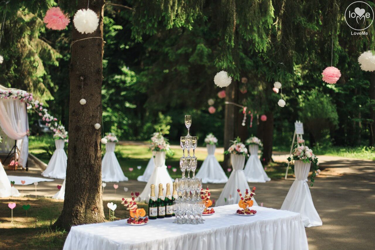 фуршетный стол свадьба бело-розовая в стиле сваровски выездная регистрация декор банкета свадебное агентство ЛавМи Могилев печерское предместье